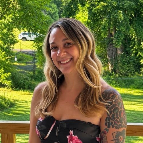 Nicole Bio